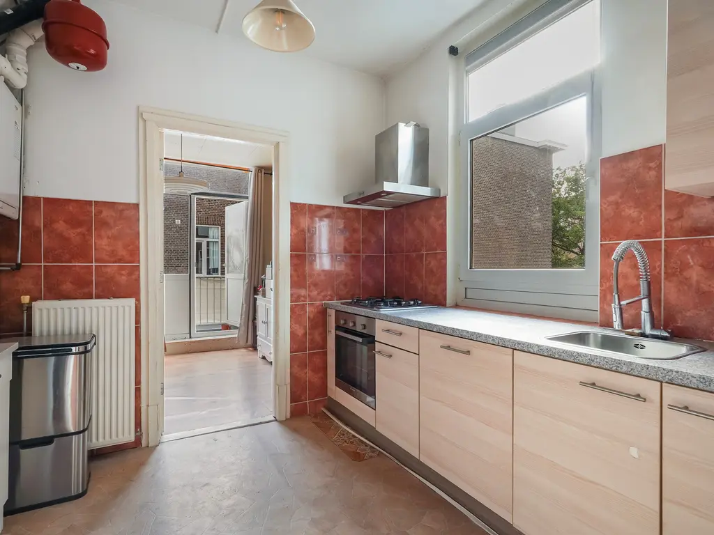Goudenregenstraat 79, Den Haag