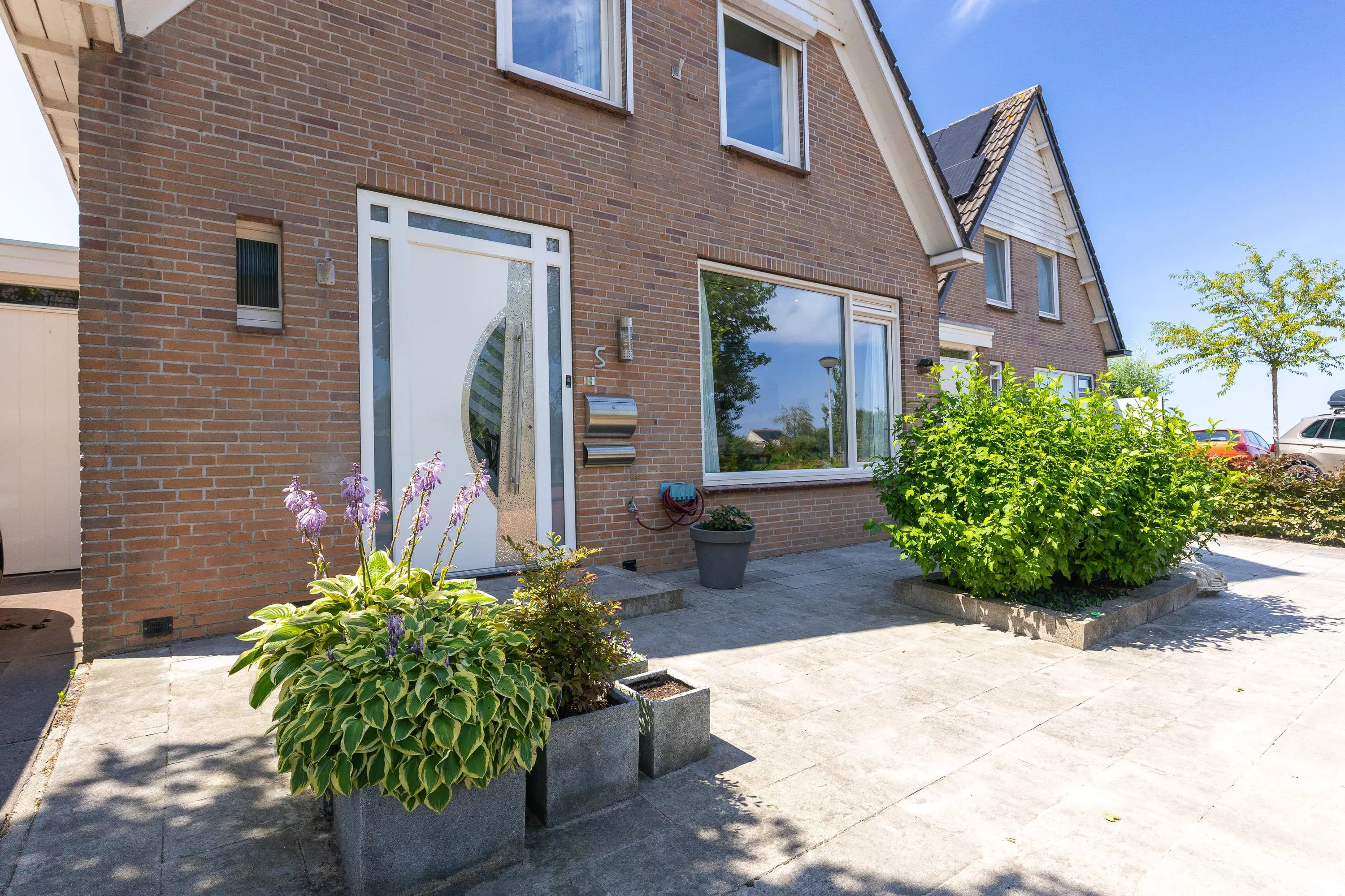 Landrust 5