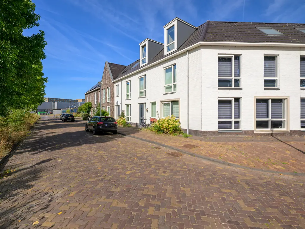Leidatoweg 6B, Leiden