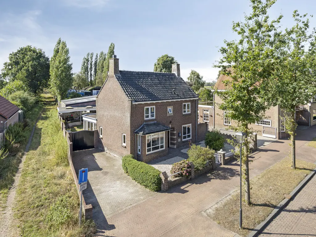 Erasstraat 18A, KAATSHEUVEL