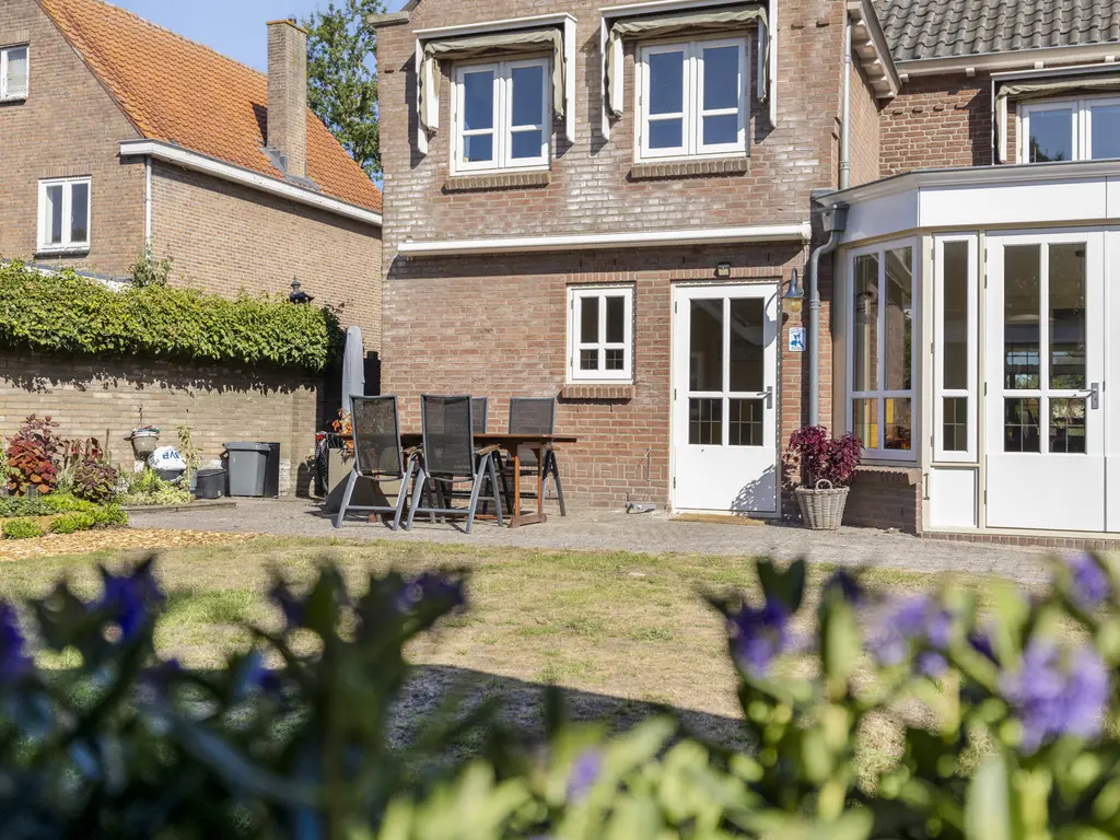 Erasstraat 18A, KAATSHEUVEL
