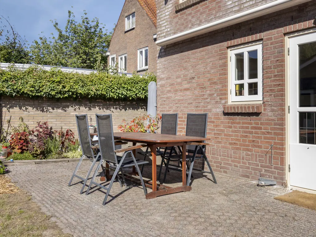 Erasstraat 18A, KAATSHEUVEL