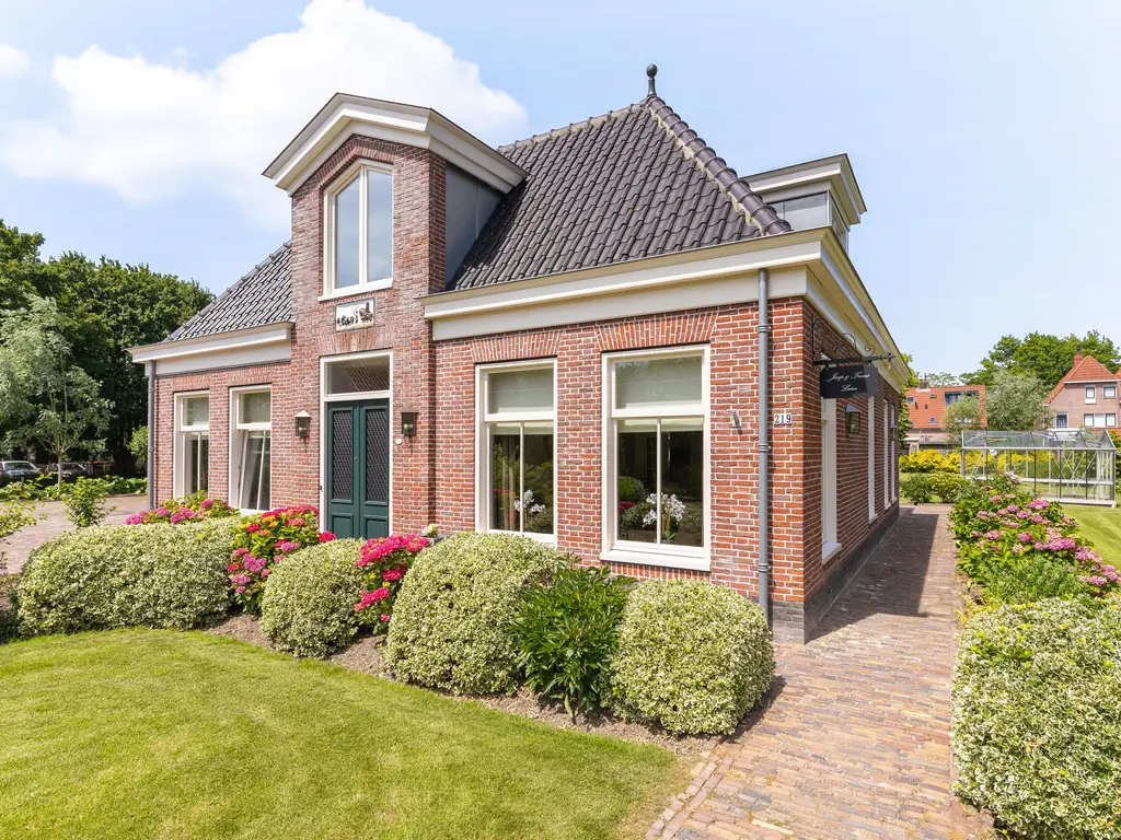 Keern 219, ZWAAG