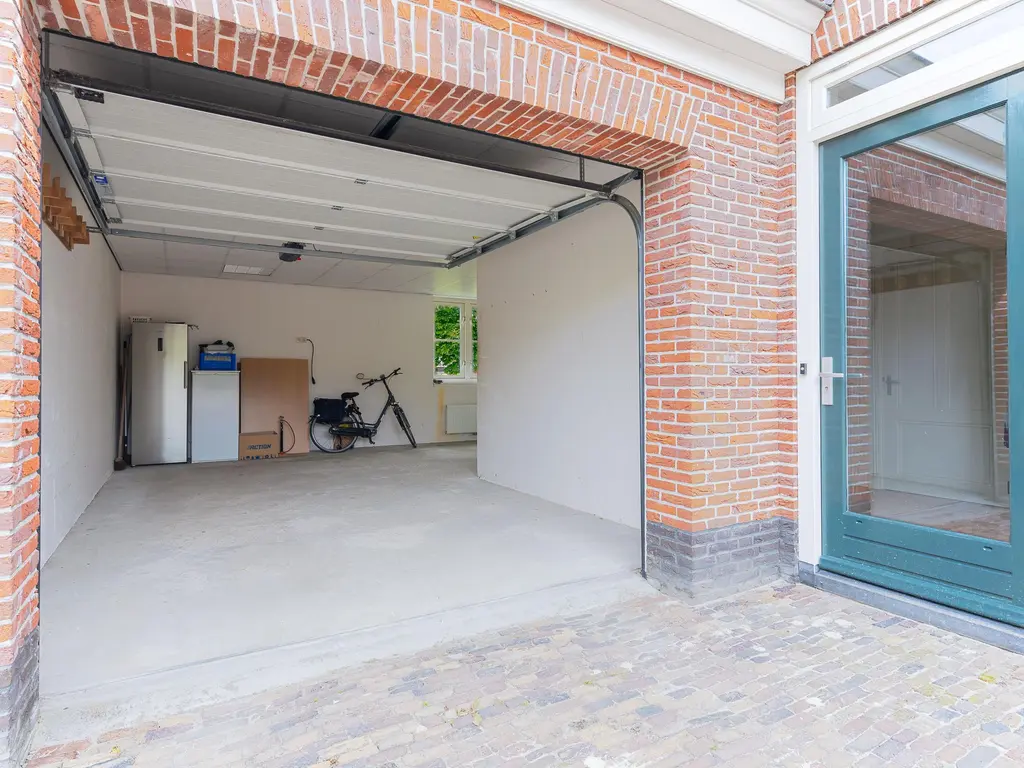 Keern 219, ZWAAG