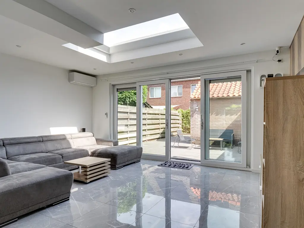 Nyeveltstraat 23, DE MEERN