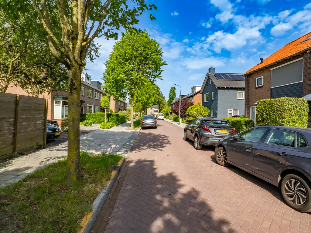 Nyeveltstraat 23, DE MEERN