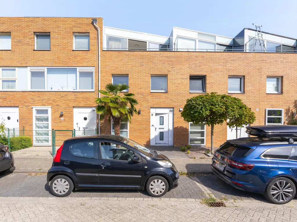 Han Hoekstrahof 88, HOORN