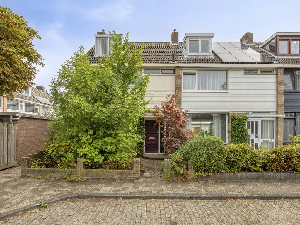 Schubertstraat 1, NAALDWIJK
