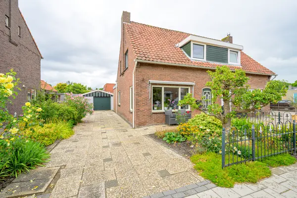 St.Laurentiusstraat 21