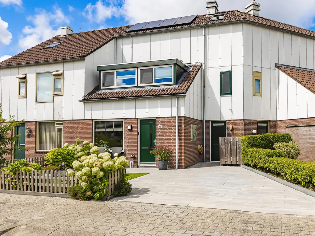 Puttersbos 64, HOOFDDORP
