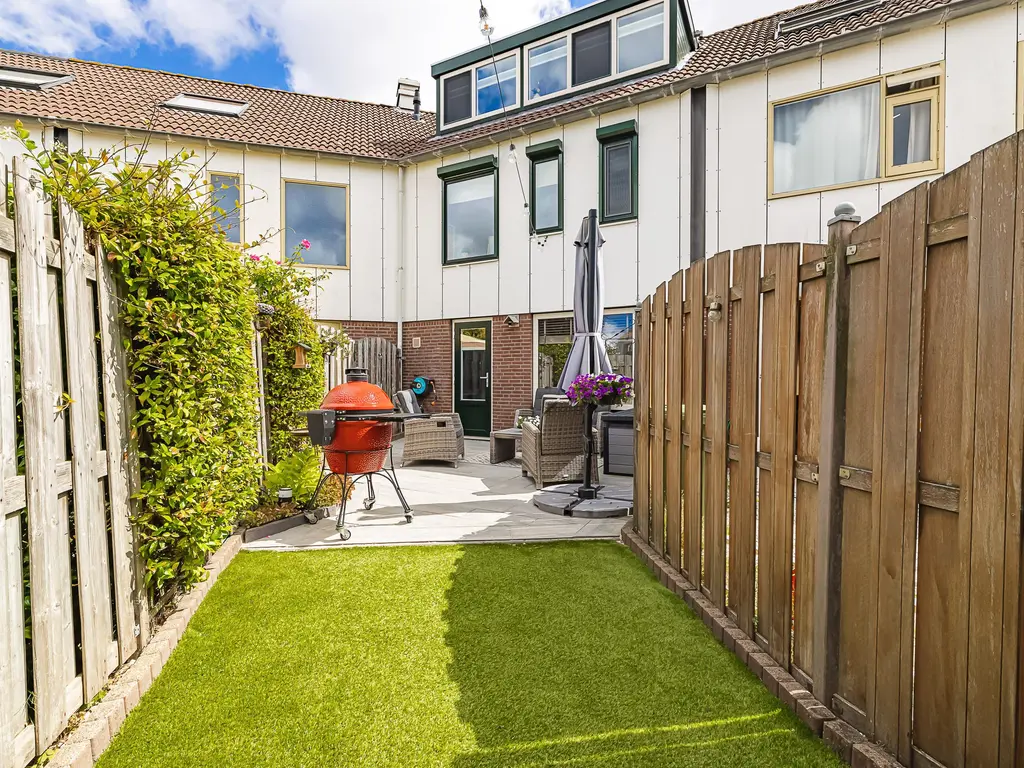 Puttersbos 64, HOOFDDORP