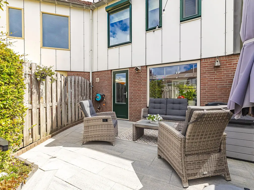 Puttersbos 64, HOOFDDORP