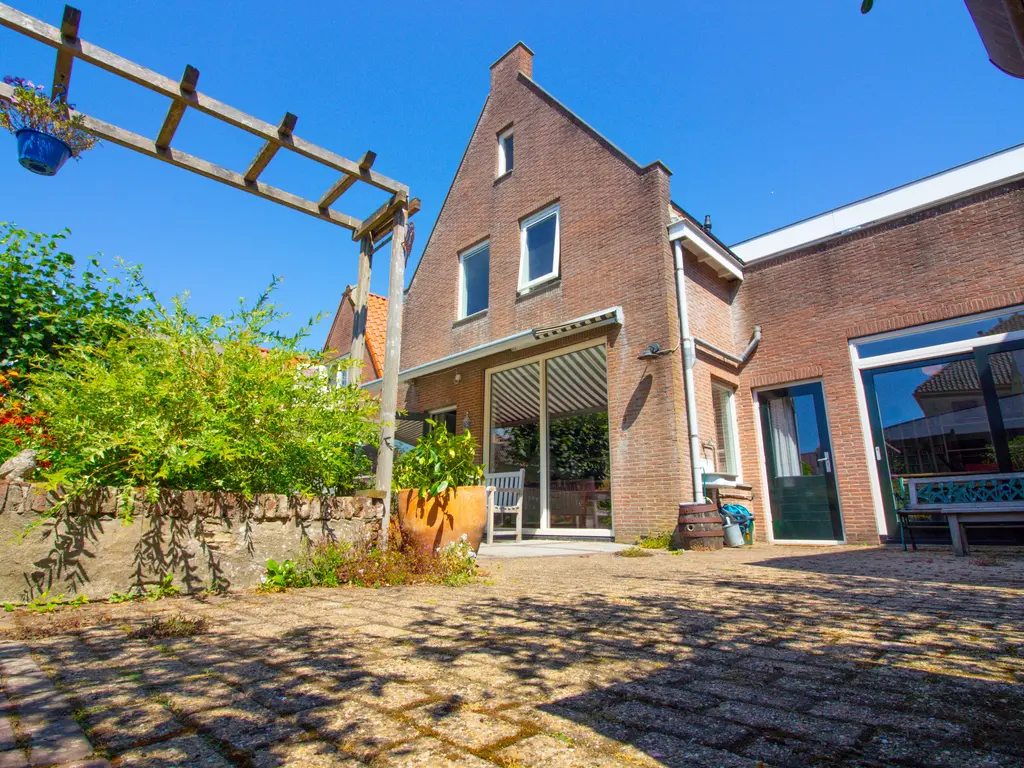 Breedstraat 22, ENKHUIZEN