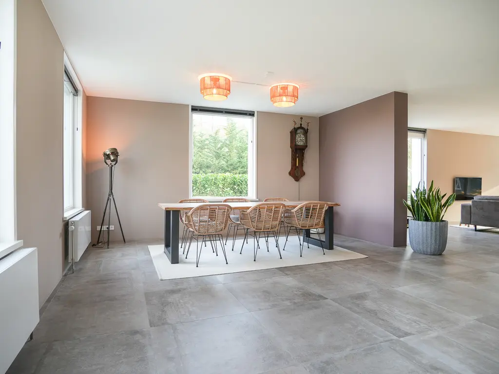 Onder de Bos 103, HULSHORST