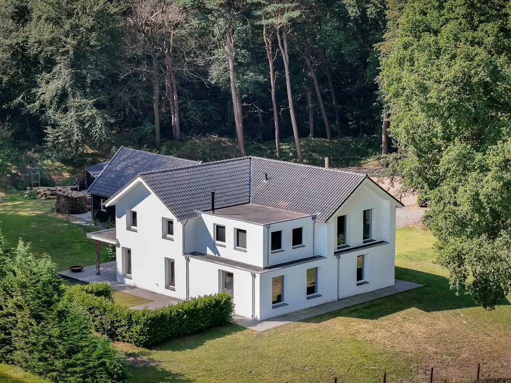 Onder de Bos 103, HULSHORST