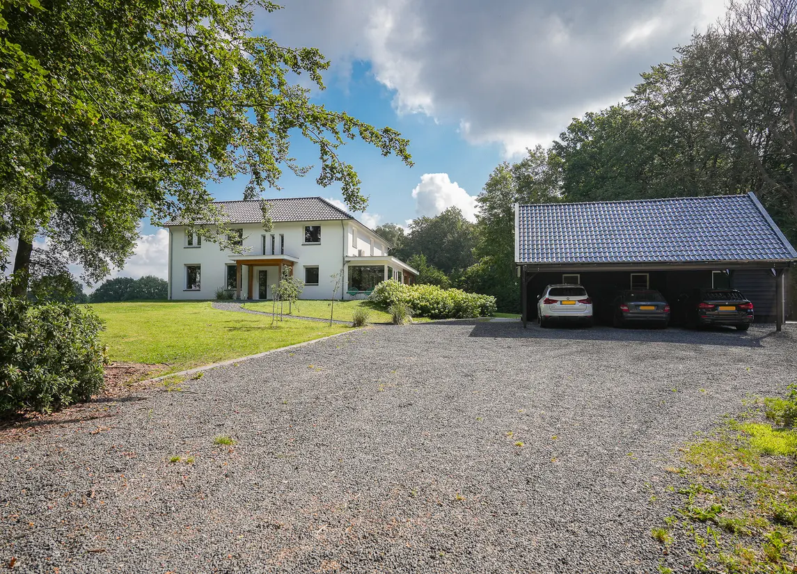 Onder de Bos 103