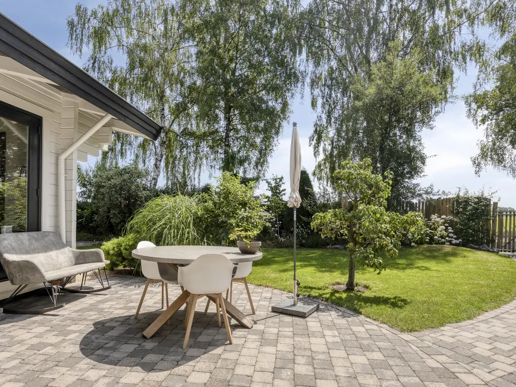 De Stille Wille 319, OOST WEST EN MIDDELBEERS