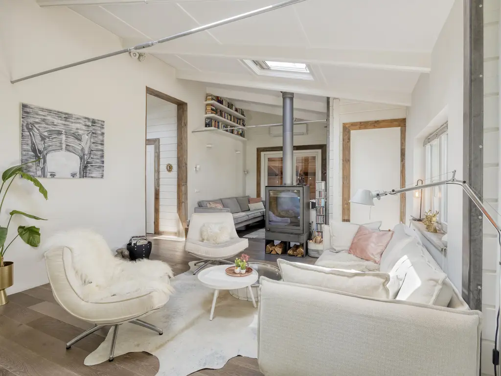 De Stille Wille 319, OOST WEST EN MIDDELBEERS