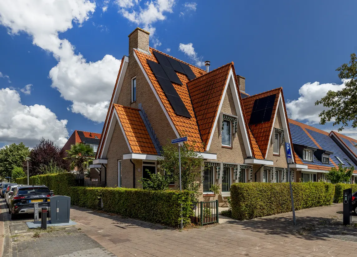 Riedermeet 26