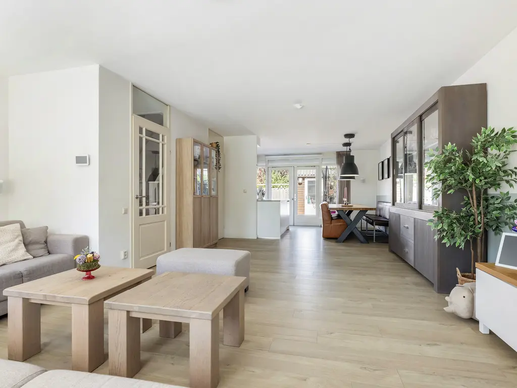 Riedermeet 26, BARENDRECHT