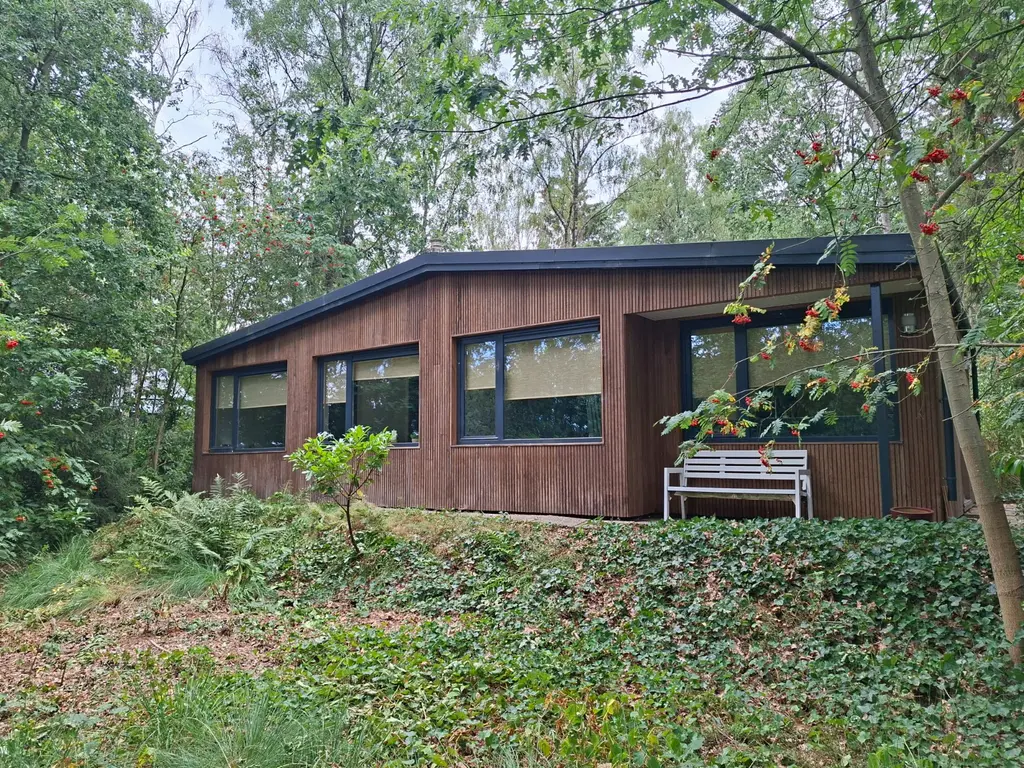 De Stille Wille 5, OOST WEST EN MIDDELBEERS