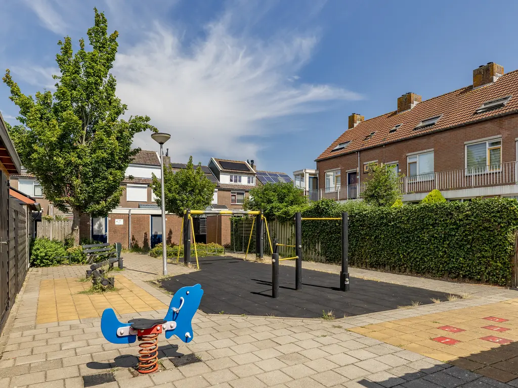 Bovenkruier 52, NIEUW-LEKKERLAND