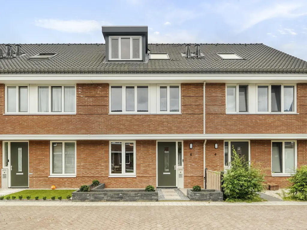 Asta Elstakstraat 6, ROTTERDAM