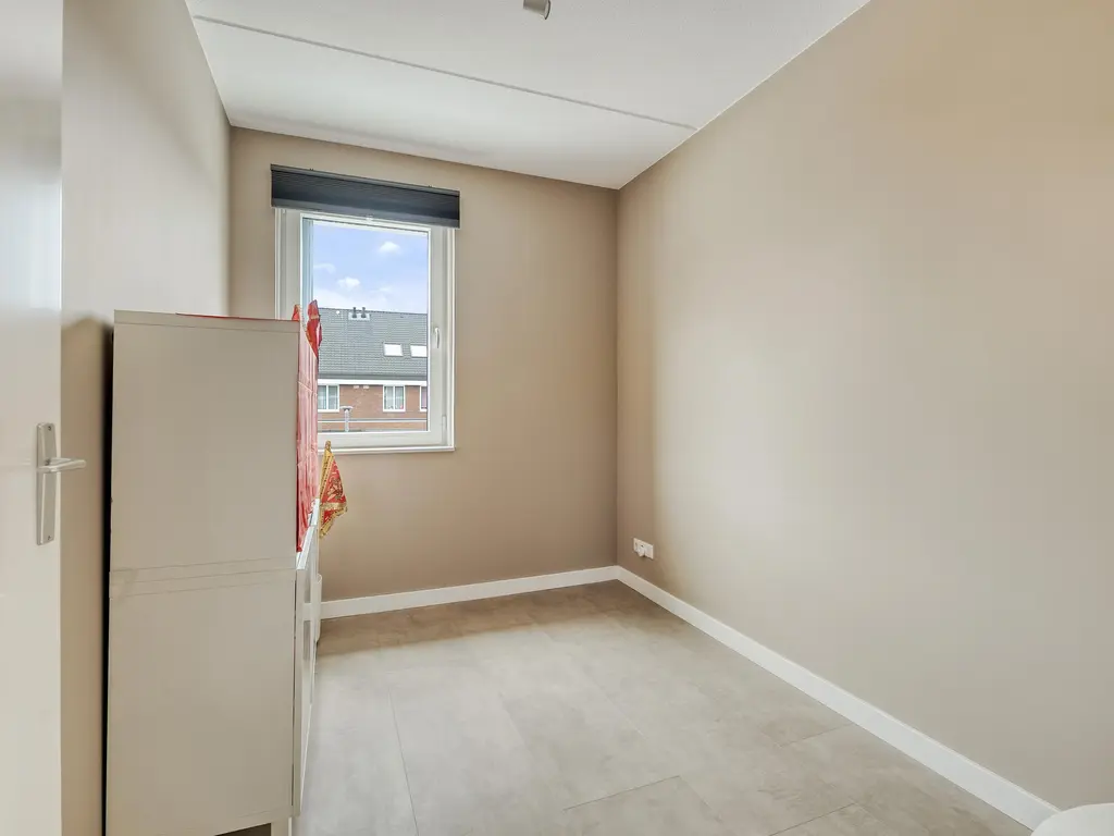 Asta Elstakstraat 6, ROTTERDAM