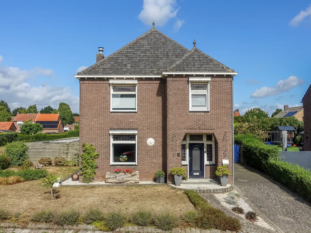 Daalakkerstraat 4, Horn