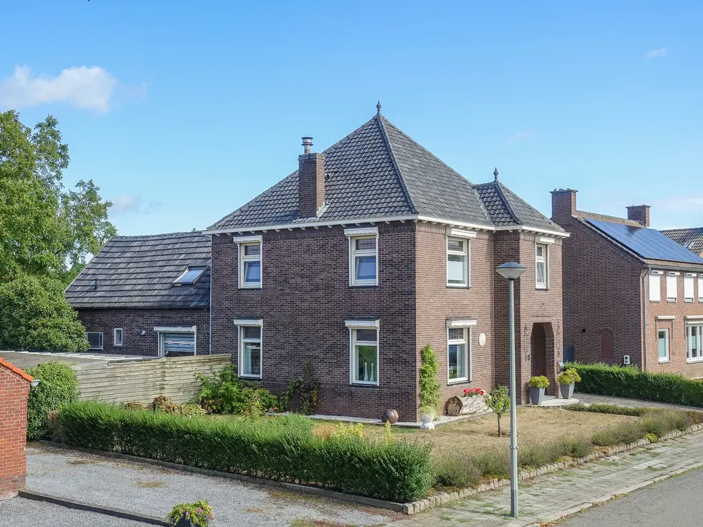 Daalakkerstraat 4, Horn