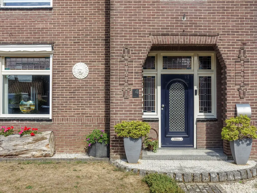 Daalakkerstraat 4, Horn