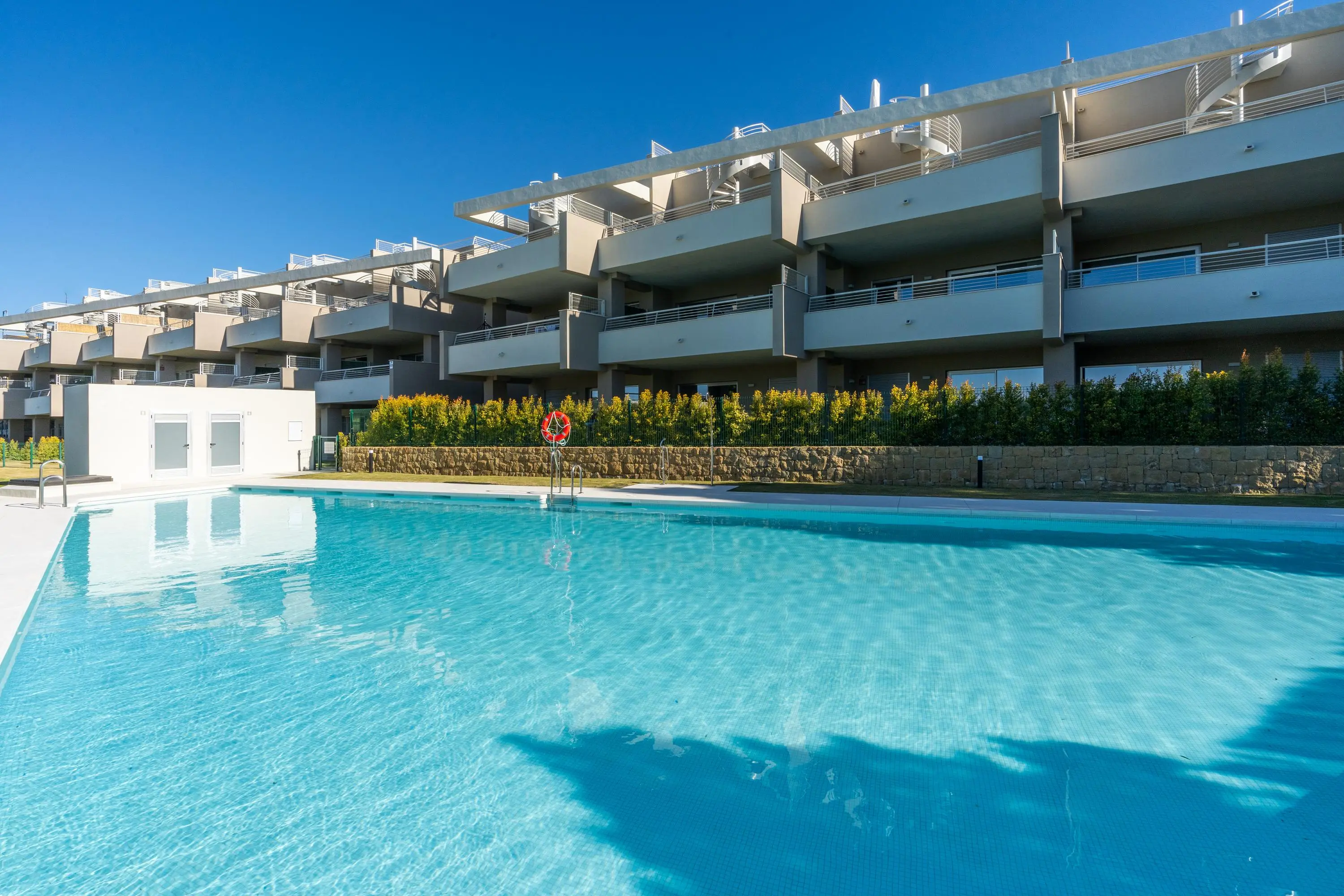 Sunny Golf — Estepona Golf (Costa del sol) 