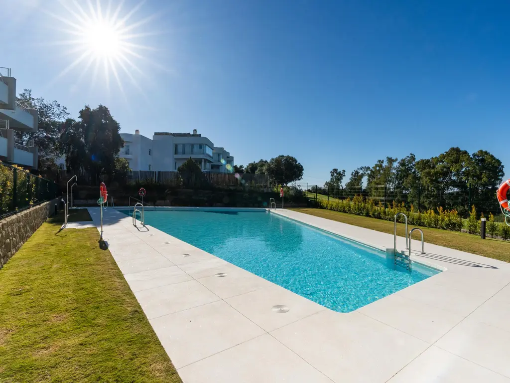 Sunny Golf — Estepona Golf (Costa del sol) , MÁLAGA