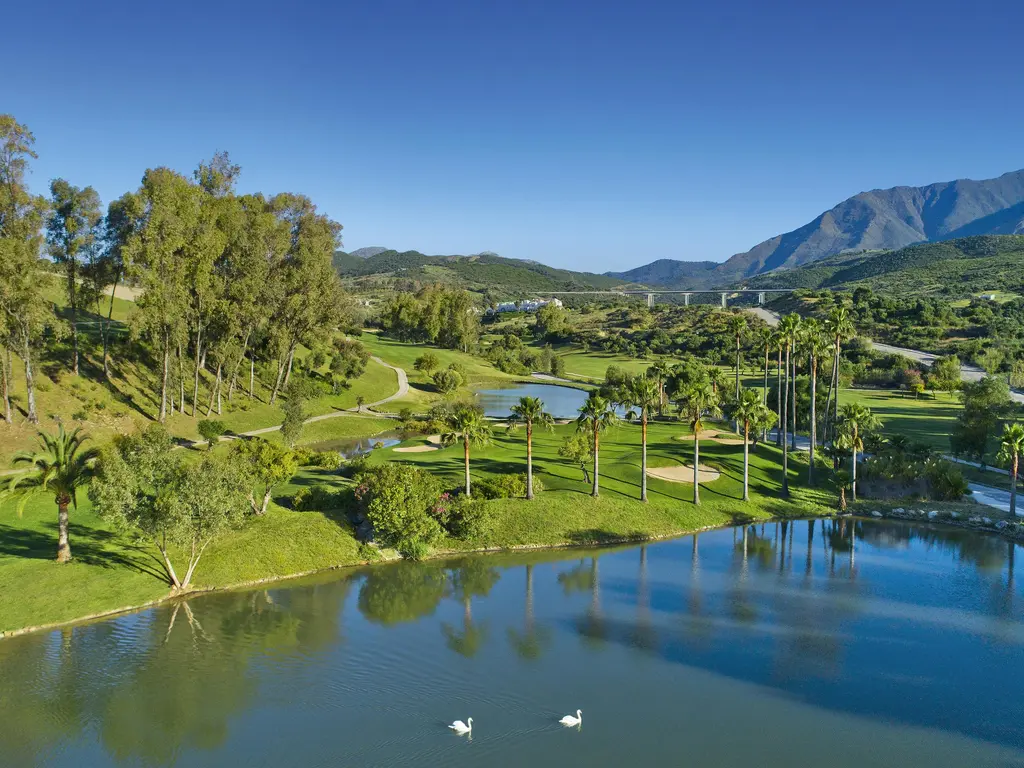 Sunny Golf — Estepona Golf (Costa del sol) , MÁLAGA
