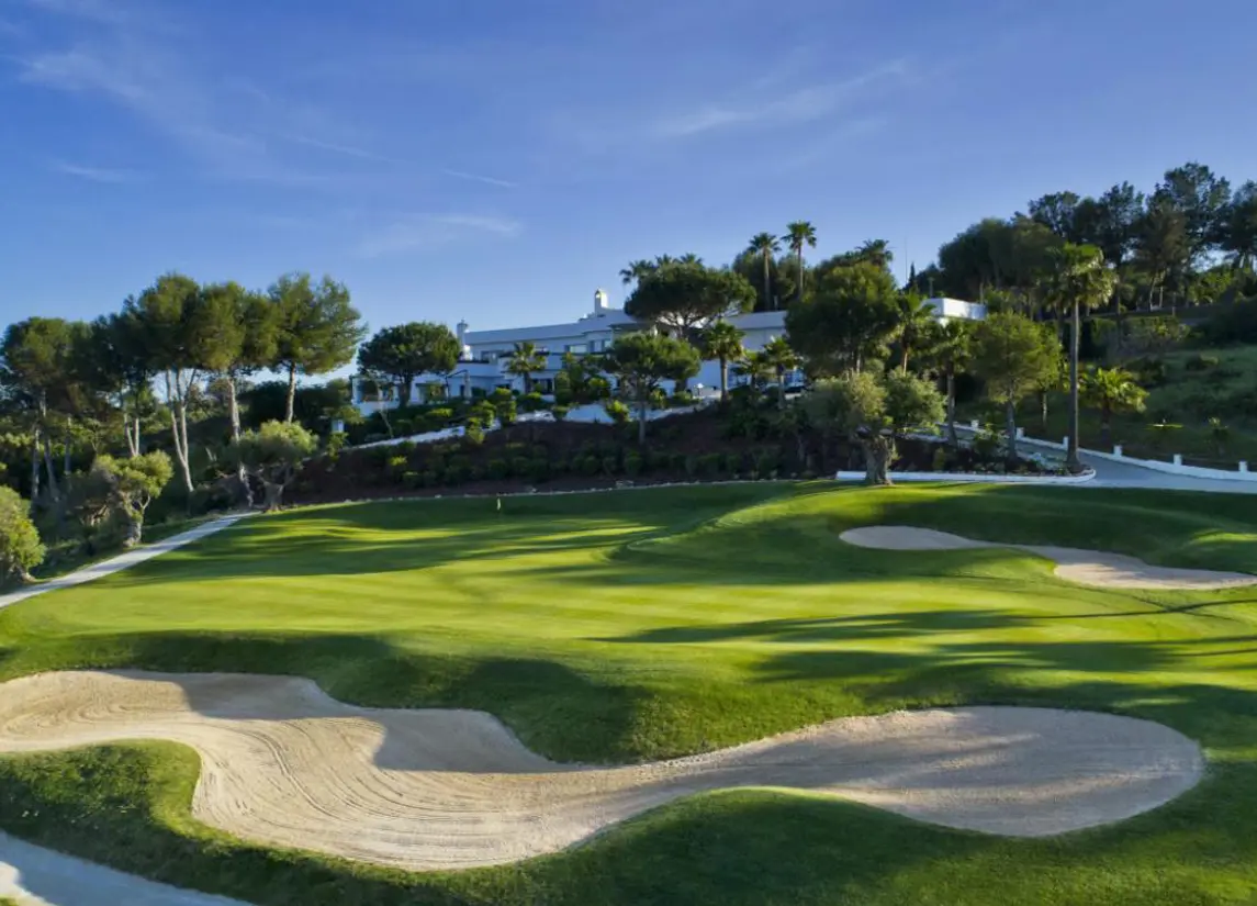 Sunny Golf — Estepona Golf (Costa del sol)