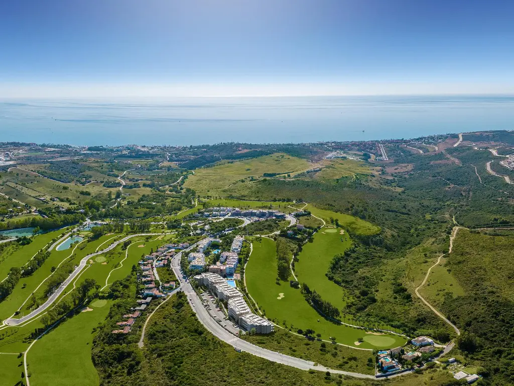 Sunny Golf — Estepona Golf (Costa del sol) , MÁLAGA
