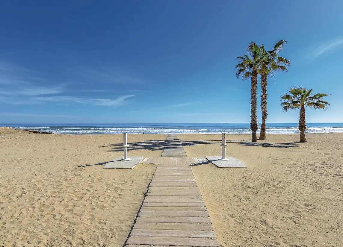 Eden Beach — Torrevieja (Costa Blanca)