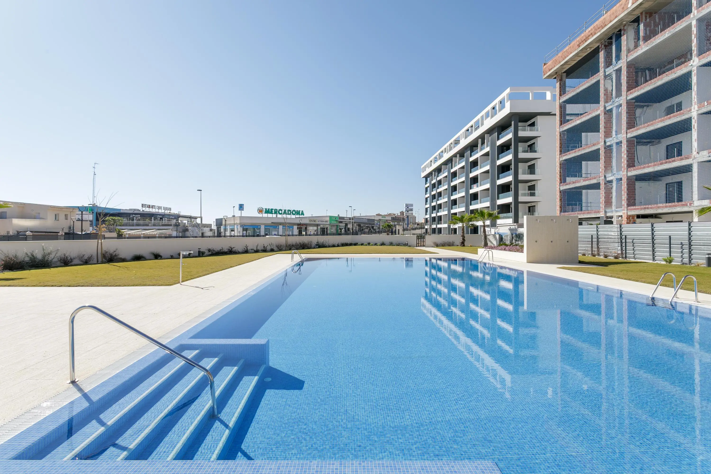 Eden Beach — Torrevieja (Costa Blanca) 