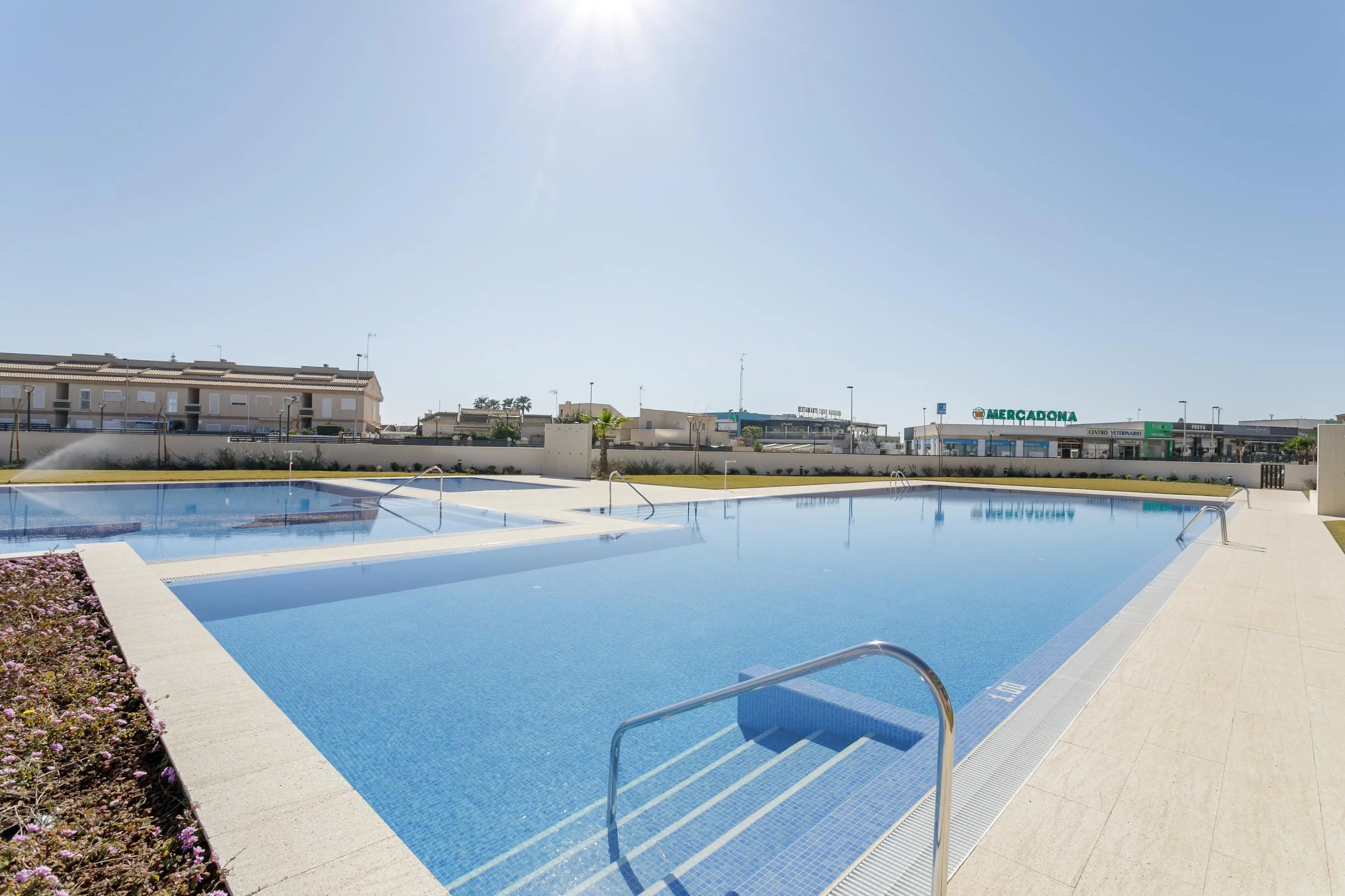 Eden Beach — Torrevieja (Costa Blanca) 