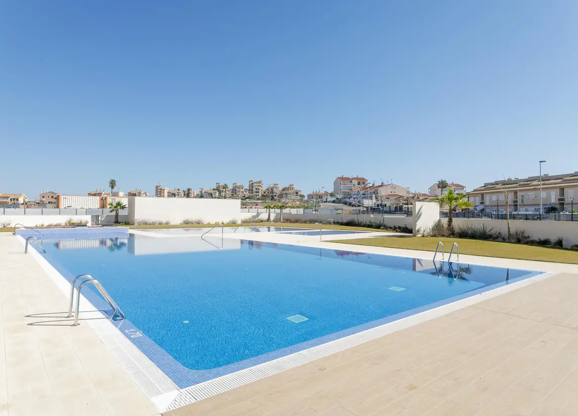 Eden Beach — Torrevieja (Costa Blanca)