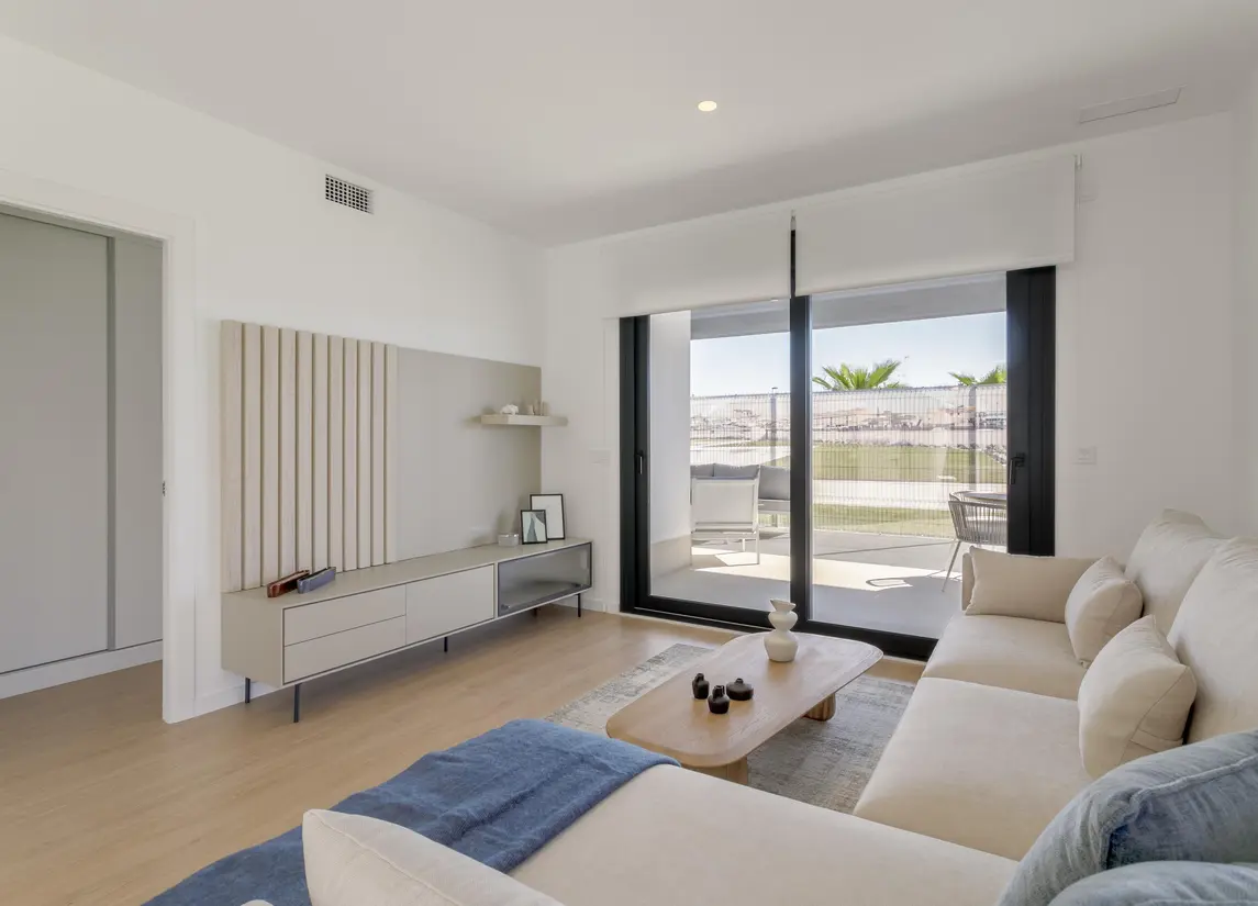 Eden Beach — Torrevieja (Costa Blanca)