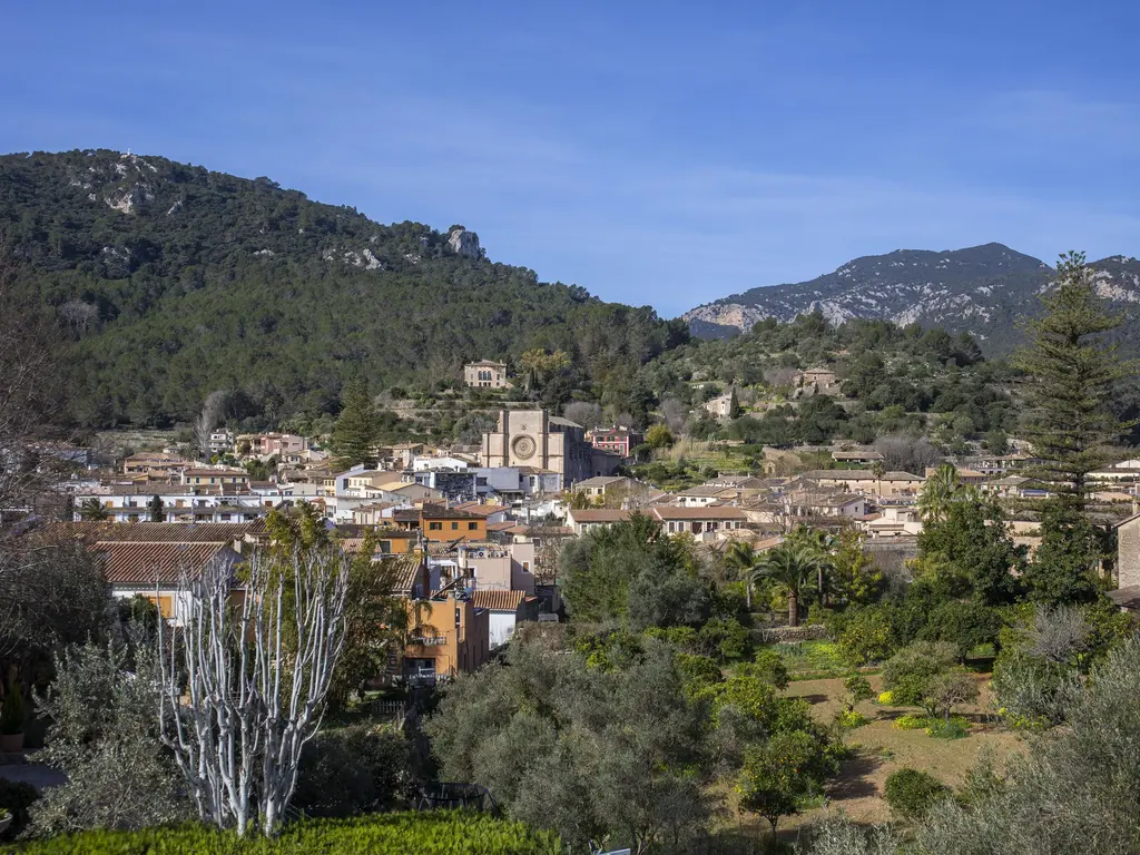 Es Voltor — Esporles (Mallorca) , MALLORCA