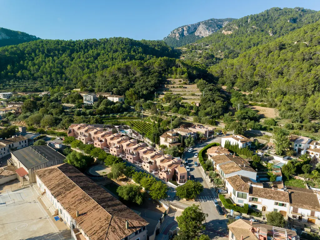 Es Voltor — Esporles (Mallorca) , MALLORCA