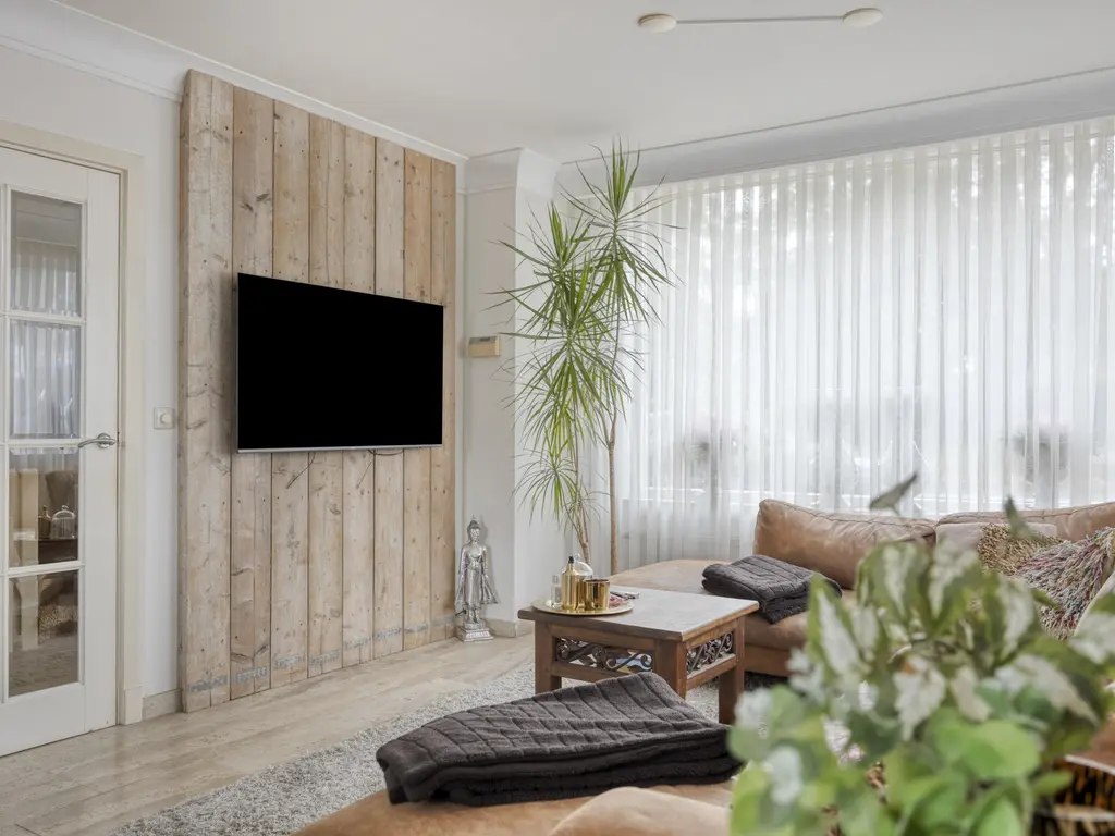 Groenewoudlaan 12, Waalwijk