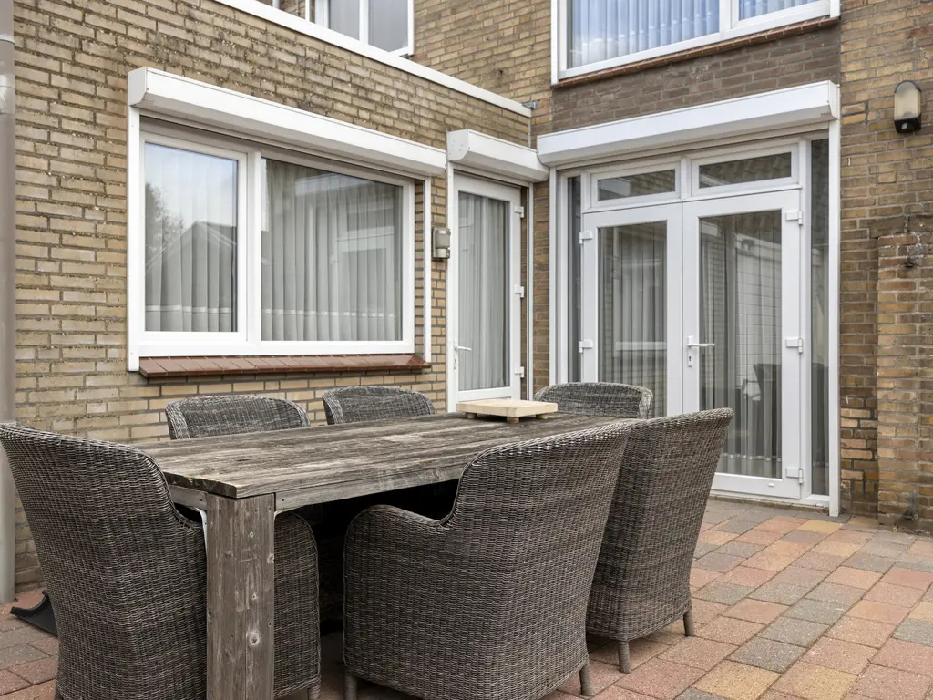Groenewoudlaan 12, Waalwijk