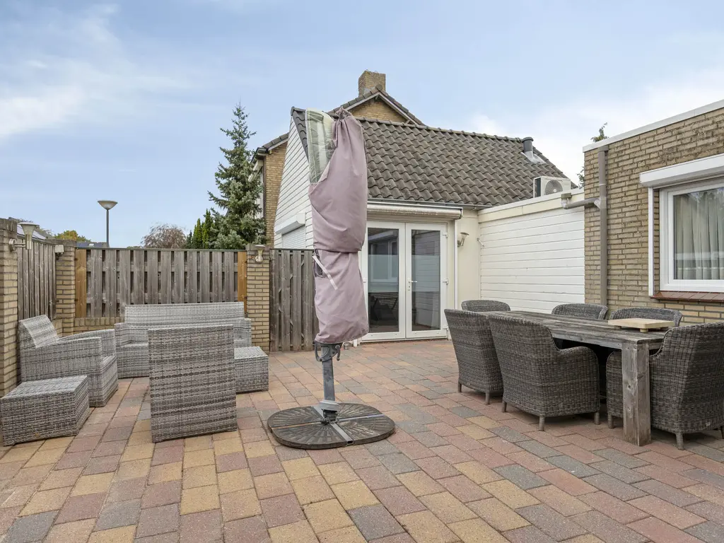 Groenewoudlaan 12, Waalwijk