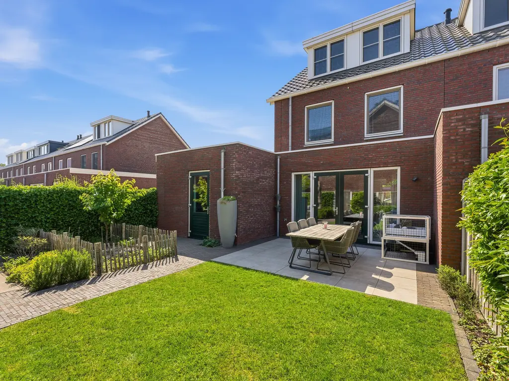 Nouchka Fontijnpad 1, SCHIEDAM