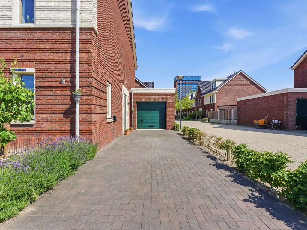 Nouchka Fontijnpad 1, SCHIEDAM