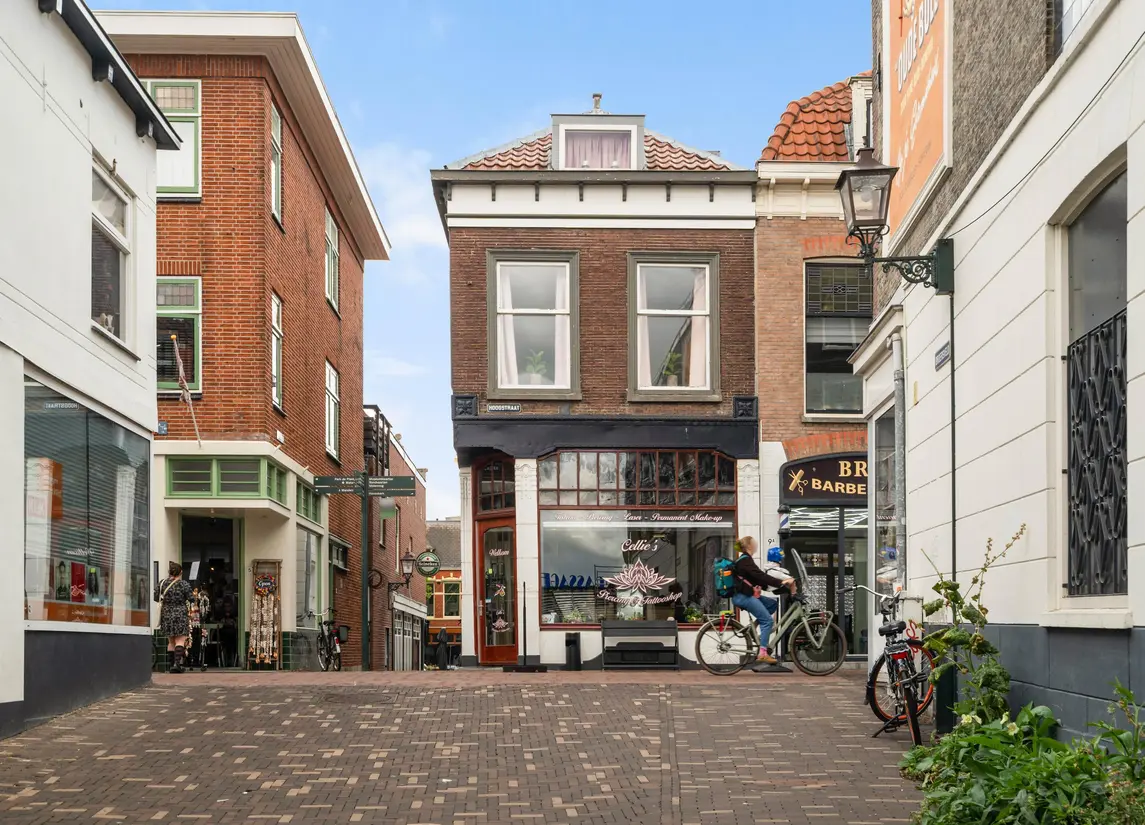 Broersveld 10
