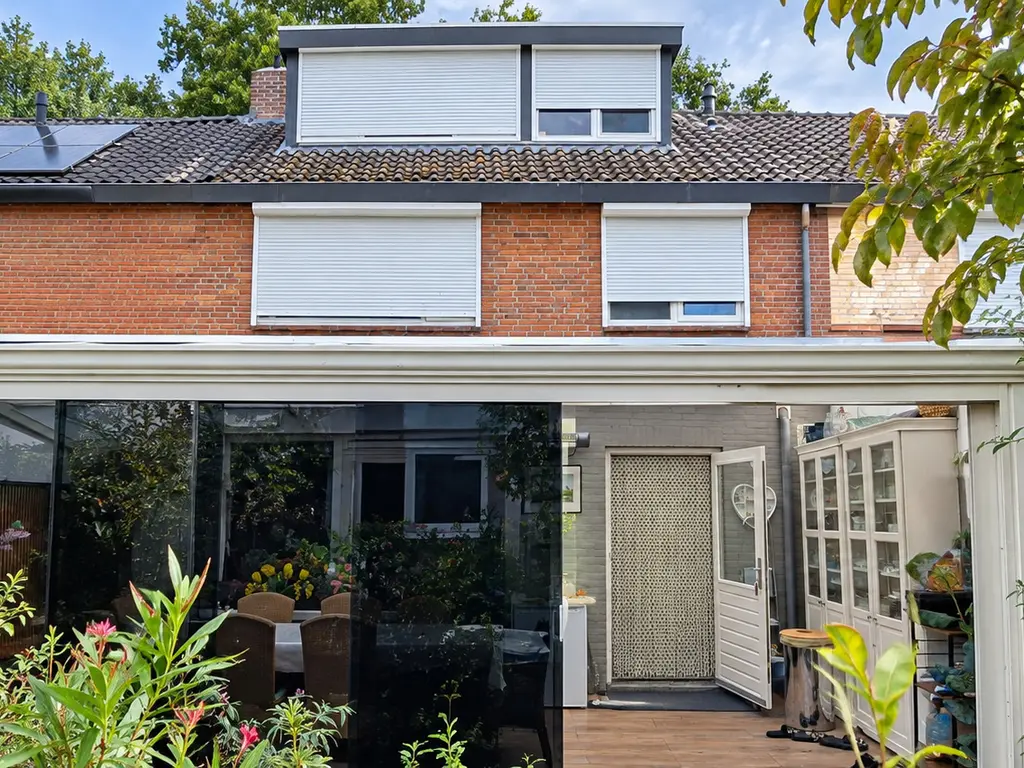 De Coubertinlaan 49, WAALWIJK